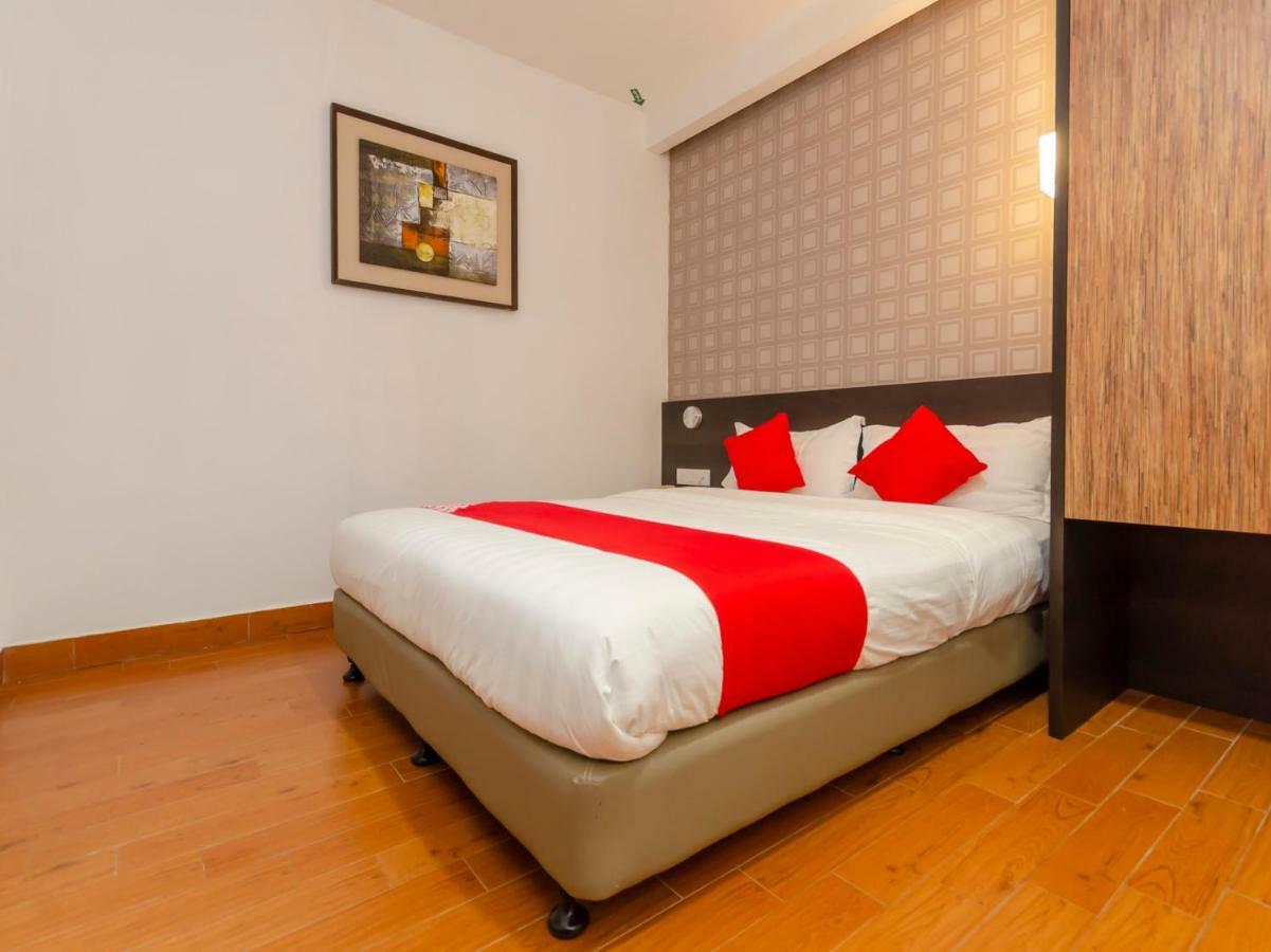 Oyo 1164 Hotel 906 Kota Laksamana Melaka Zewnętrze zdjęcie