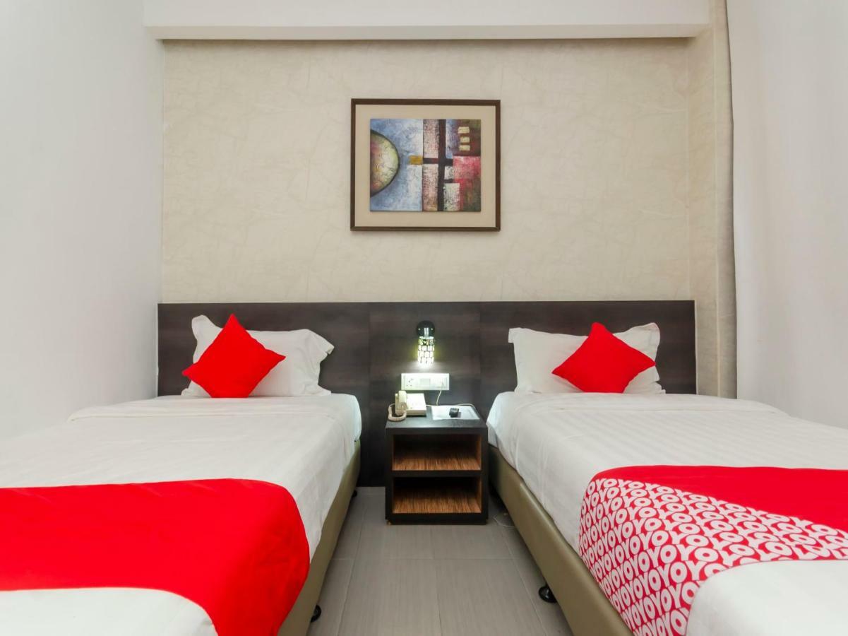 Oyo 1164 Hotel 906 Kota Laksamana Melaka Zewnętrze zdjęcie